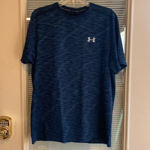 Mens X-Large short sleeve athletic tee shirt